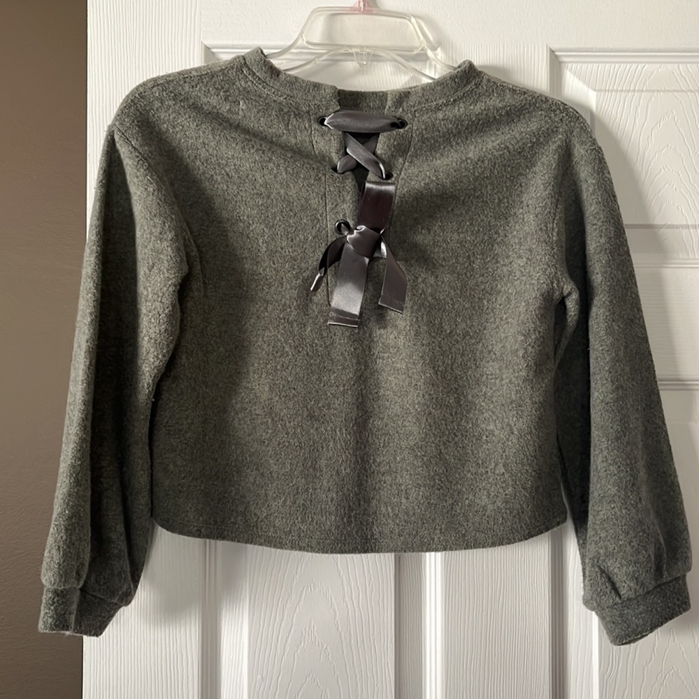 Soft sweatshirt or sweater! You can wear as either!